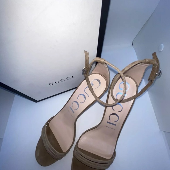 Gucci Authentic Women’s Sandal Suede, Size-US9 - Picture 13 of 15